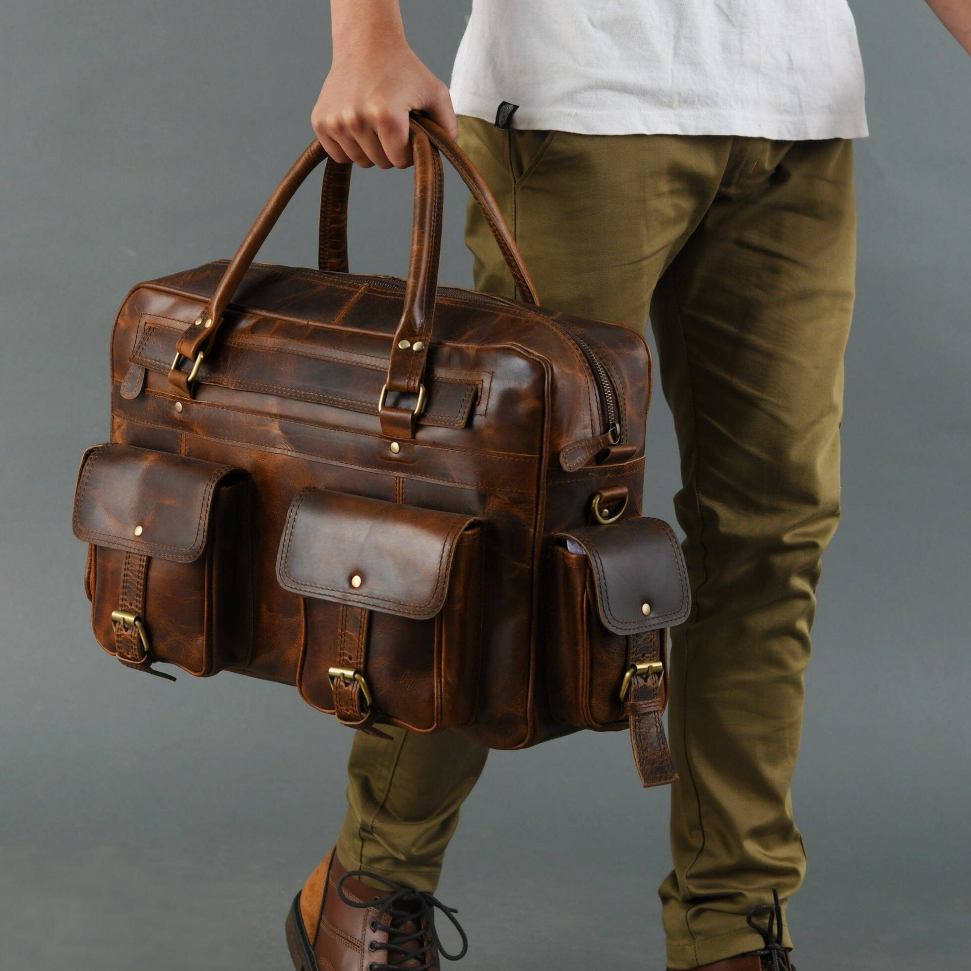 Finn Handgefertigte Laptoptasche aus Büffelleder