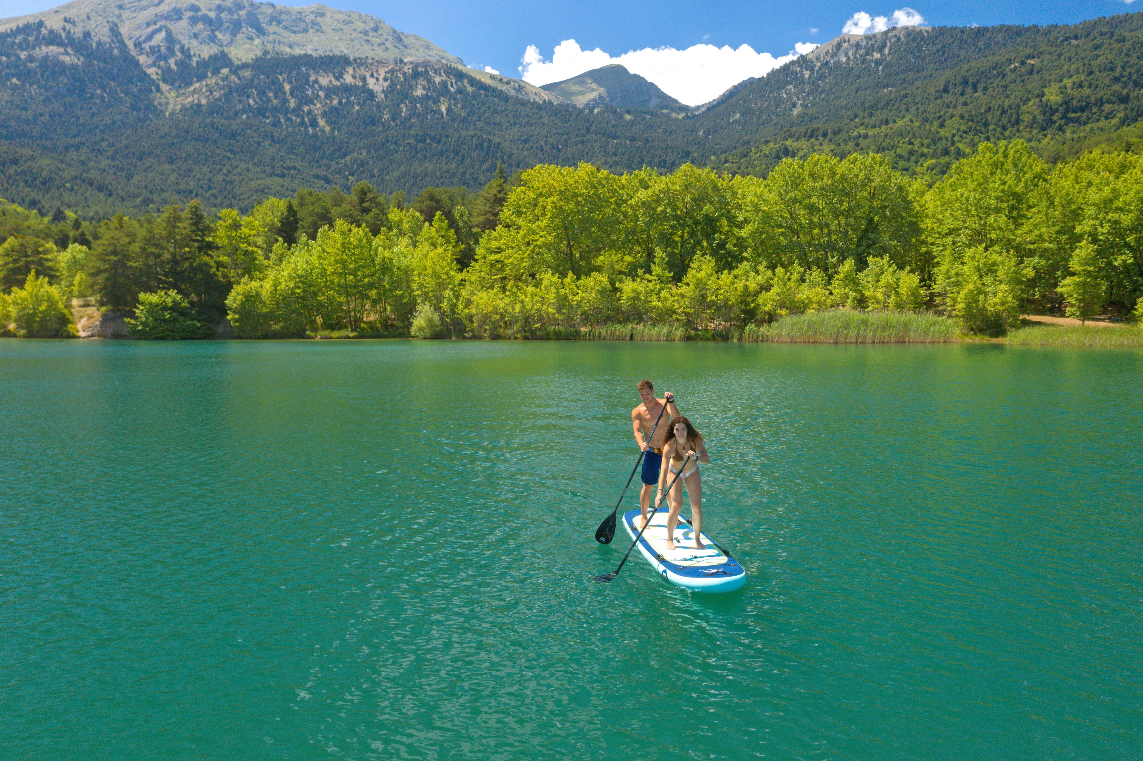 Aqua Marina SUPER TRIP 12'2" aufblasbares Stand-Up-Paddle-Board für mehrere Personen