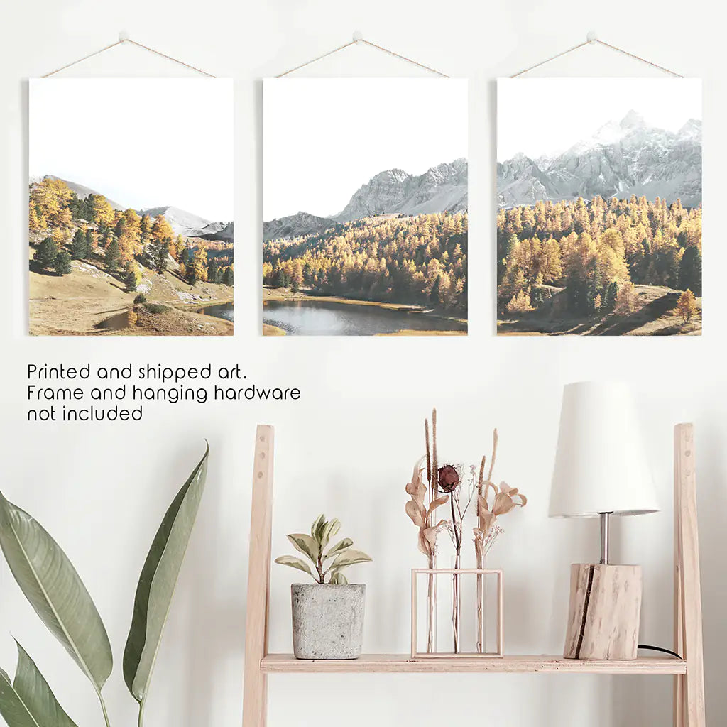Braune Herbstlandschaft. 3-teiliges Bergsee, Wald Wandbild