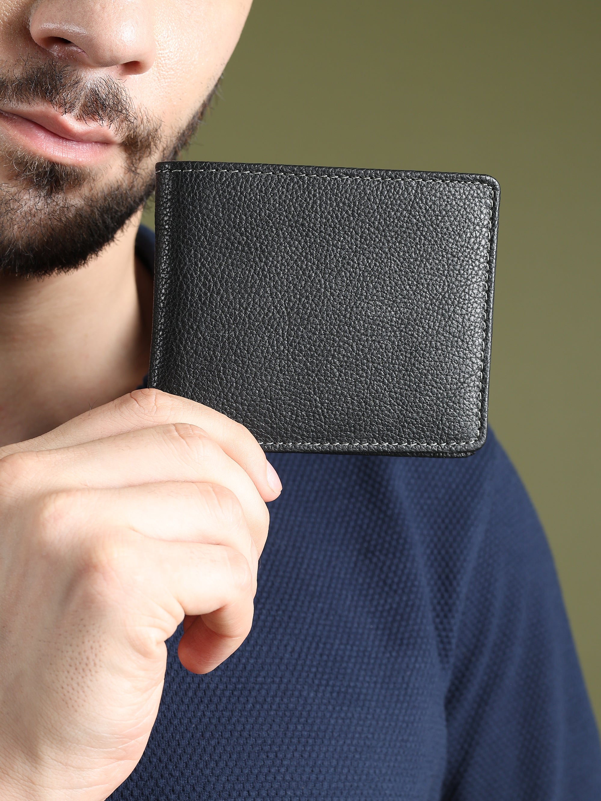 Herren-Geldbörse aus schwarzem strukturiertem Leder