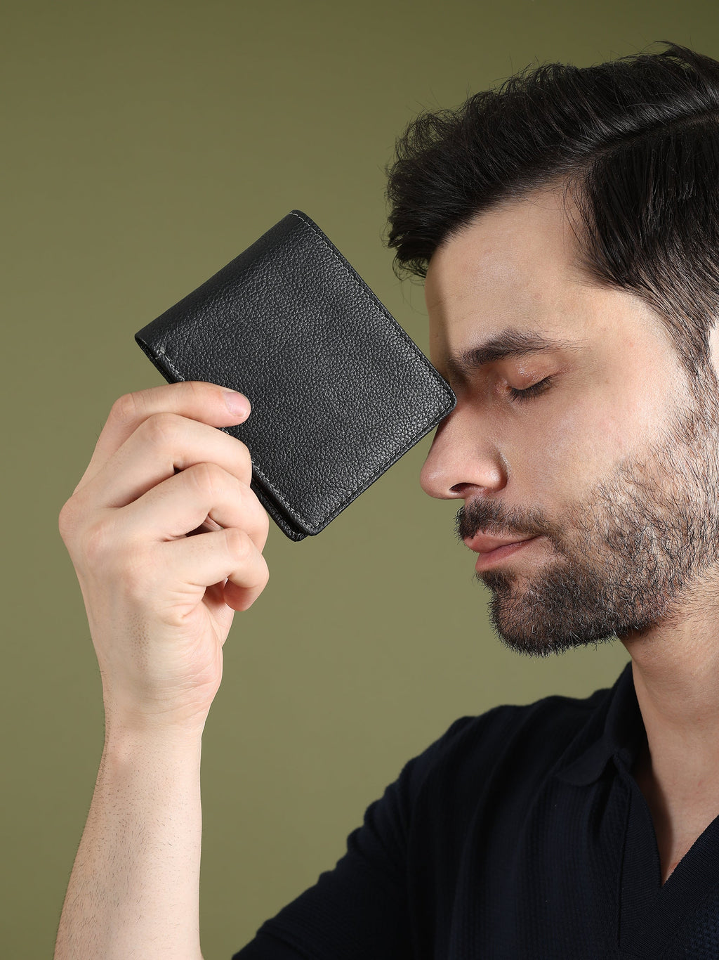 Herren-Geldbörse aus schwarzem strukturiertem Leder