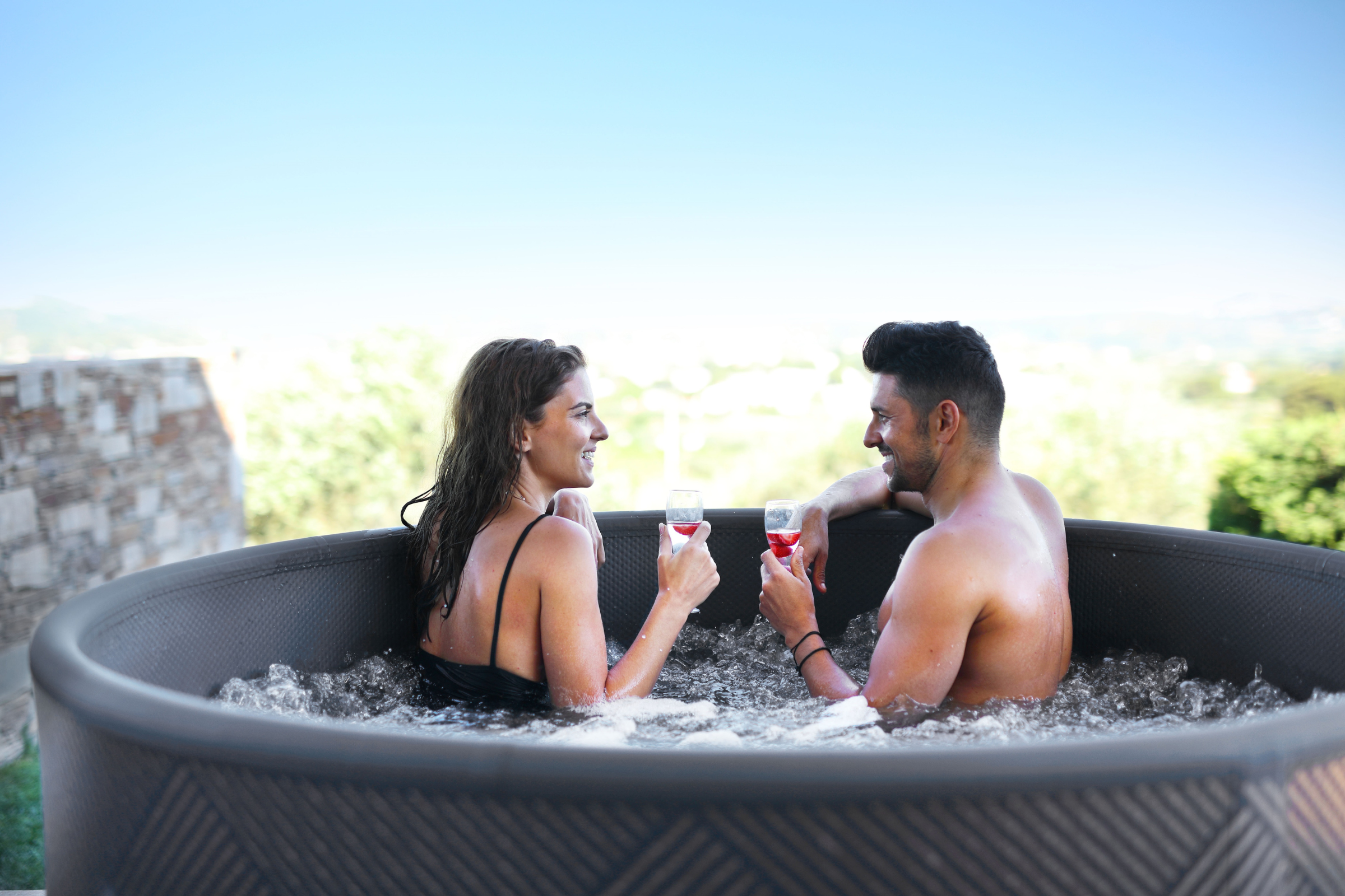 MSPA | MONO | Verto Serie | Steifer Whirlpool & Spa | Bis zu 6 Personen
