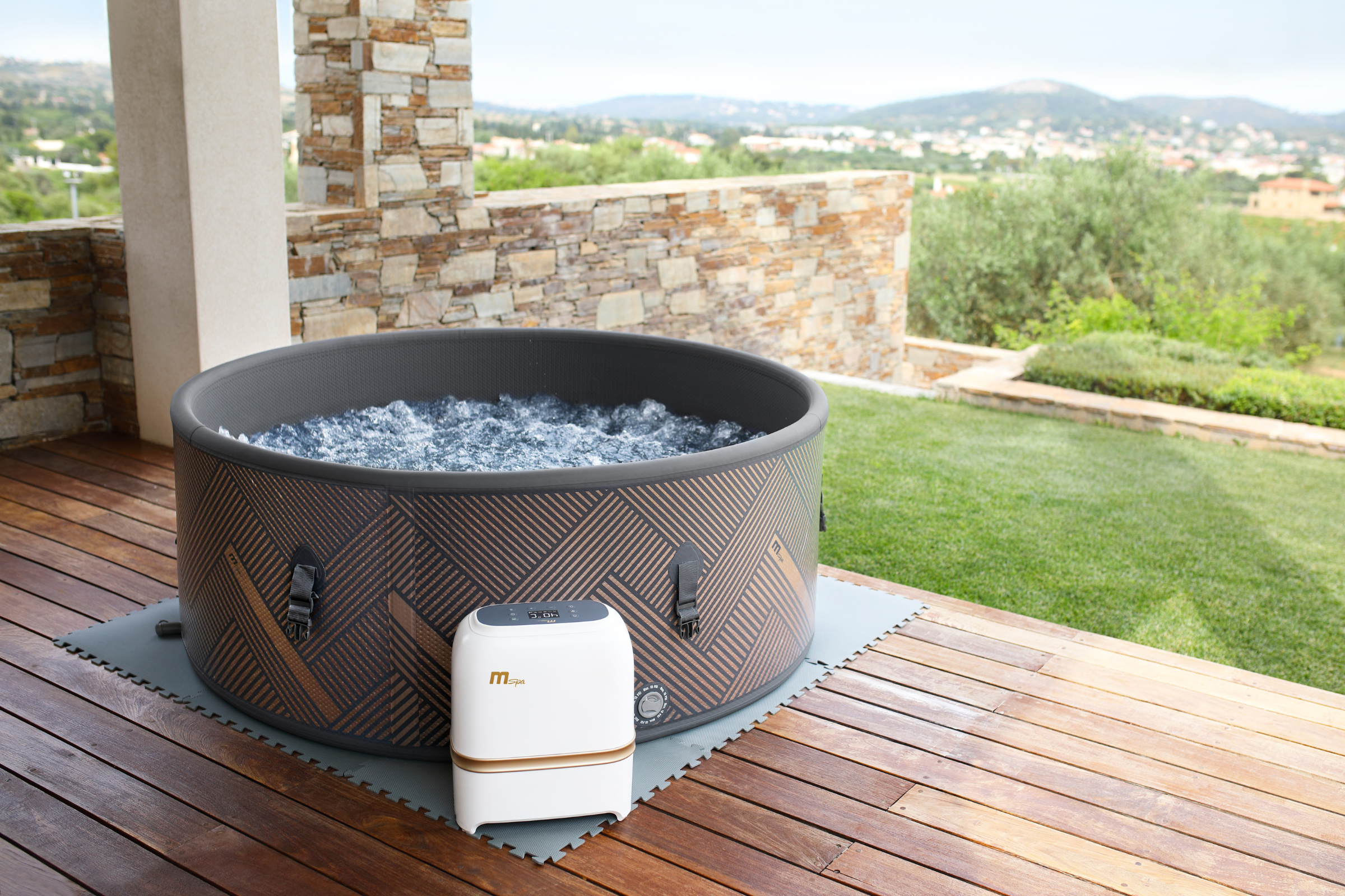 MSPA | MONO | Verto Serie | Steifer Whirlpool & Spa | Bis zu 6 Personen