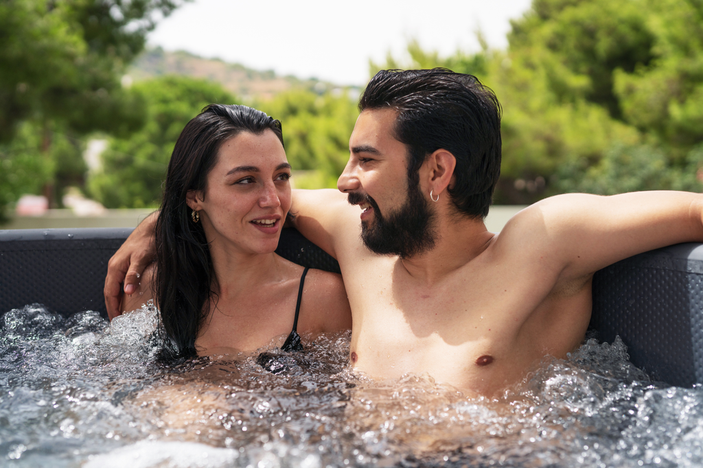 MSPA | MONO | Verto Serie | Steifer Whirlpool & Spa | Bis zu 6 Personen