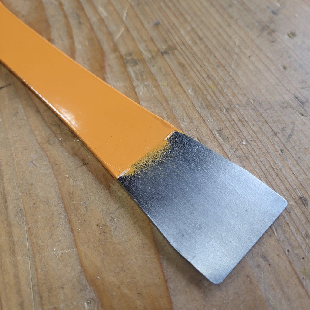 Oranges KW Kleines Bienenstockwerkzeug aus Stahl mit Haken