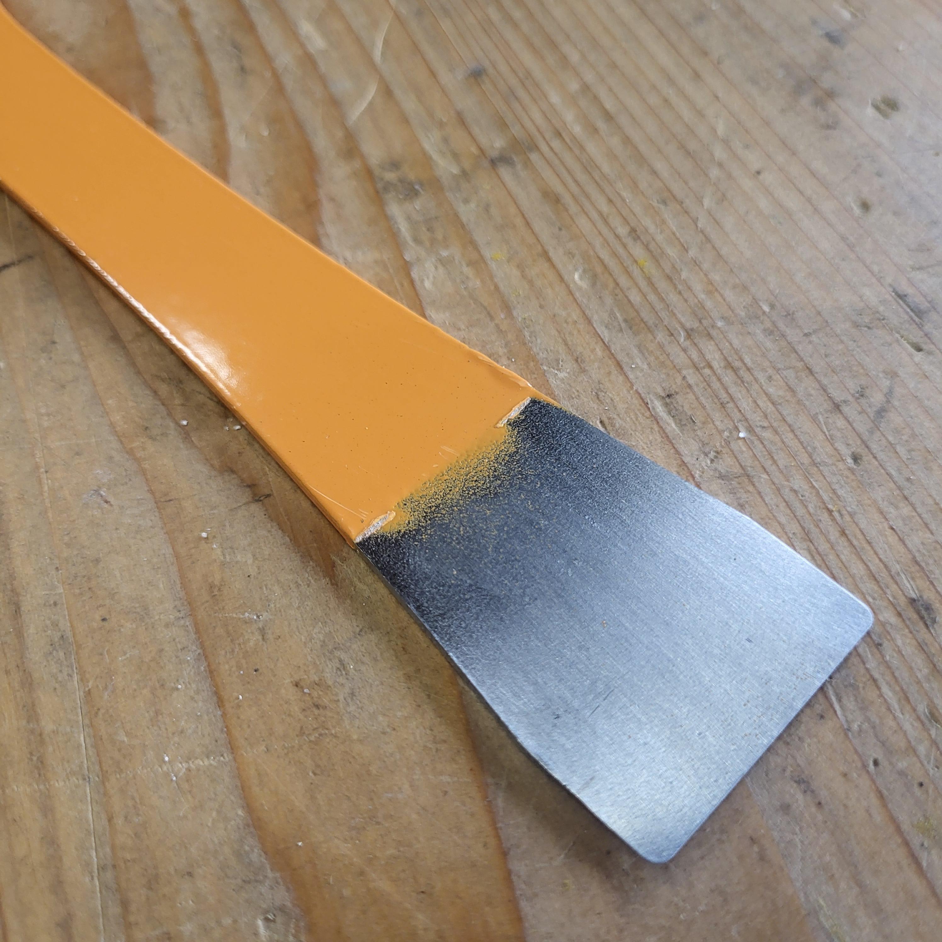 Oranges KW Kleines Bienenstockwerkzeug aus Stahl mit Haken
